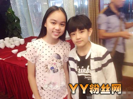 中国新声代汤晶锦资料 童声天籁汤晶锦演绎天亮了唱哭谭维维