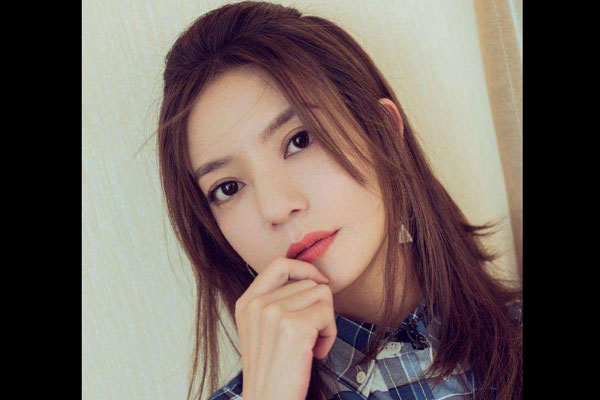 ������ǿ��µ���ޱ �ܴ��ձ������˵���伫����֪