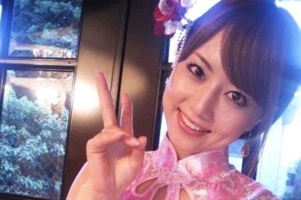 ���������������ϼ�� ��������ĳ�Ϊһ��Ů��