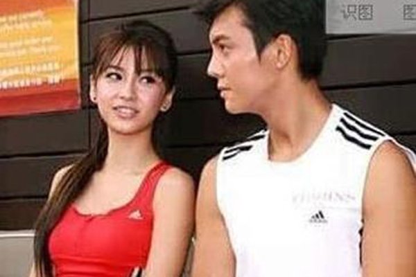 ��ΰ��Ů��������˭ ����֪��Ů�Ѷ�������