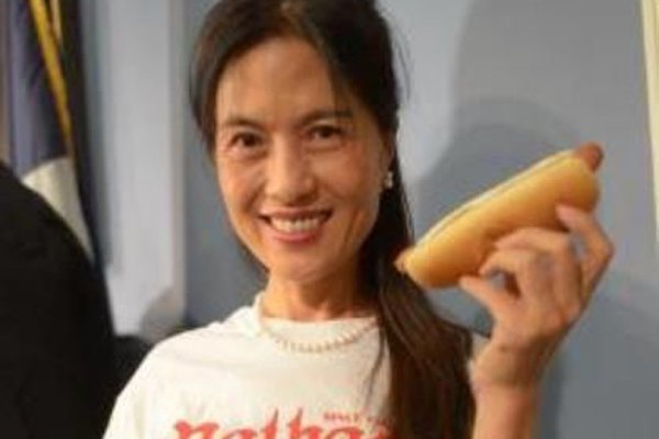 ��θ��Ů��ȥ�� 15���ڿ��н��겢������һ���ȹ�