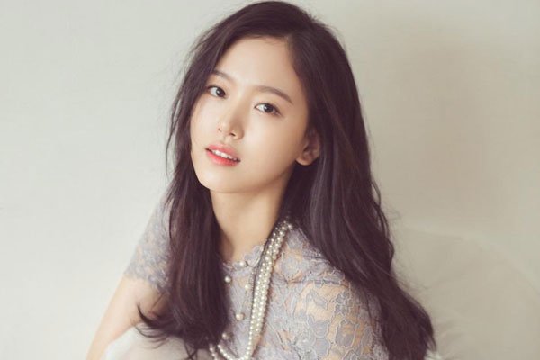 ������������Ʒ ����������˵������½��Ů����