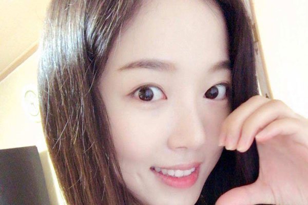 ������������Ʒ ����������˵������½��Ů����