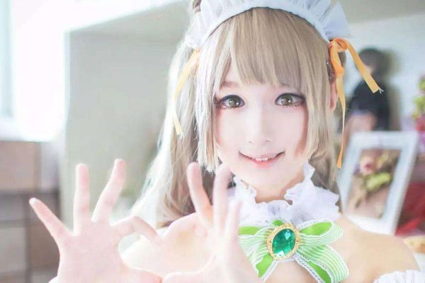 С�����ڻ����� ������cosƤ�Ϳ��԰�����̧�߼�������ֹ