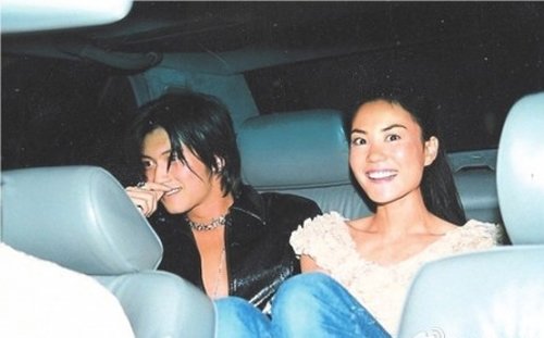 л�������ڵ�������˭ �й�ϵ��Ů��ֻ������