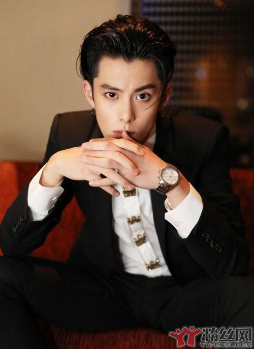 �������������?ǰ����Ƭ�Ա� ����˧���ڲ�ͬ������ż��