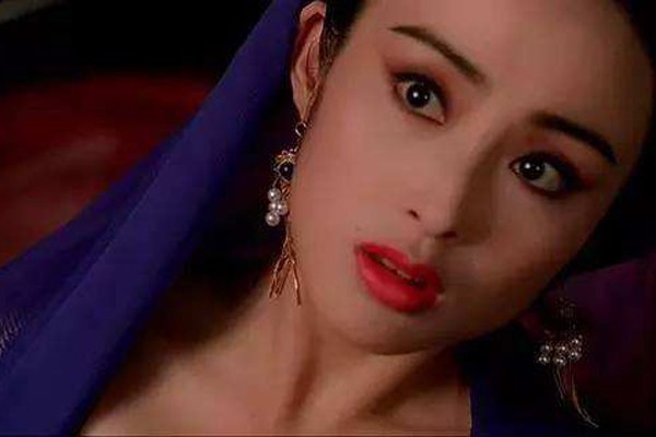 �����ı���Rͷ�� �����������һ����Ӱ