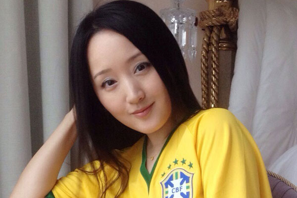 ����Ө���Ϲ���˭������� ���ķ������Ө��ʲô��ϵ