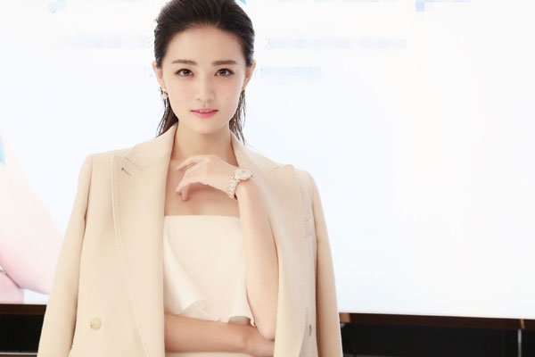 徐璐和乔任梁真的在一起过吗 家庭背景强大是如何上位的