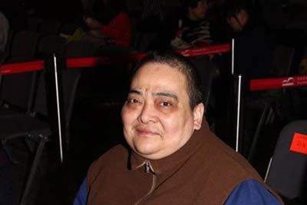 何超雄是谁生的是赌王的种吗 年轻时相貌惊艳如今身材变矮