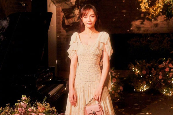 �����޽��Ѿ�֤ʵ���� ������򵥵���ˣ�Ļ��ĺ���Ա