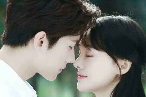 杨洋郑爽最近有联系吗 郑爽表示不喜欢招蜂引蝶的男人