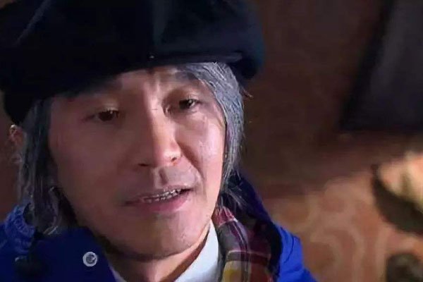 ���ǳ�Ϊʲô������ Ƣ���𱬵�����˭