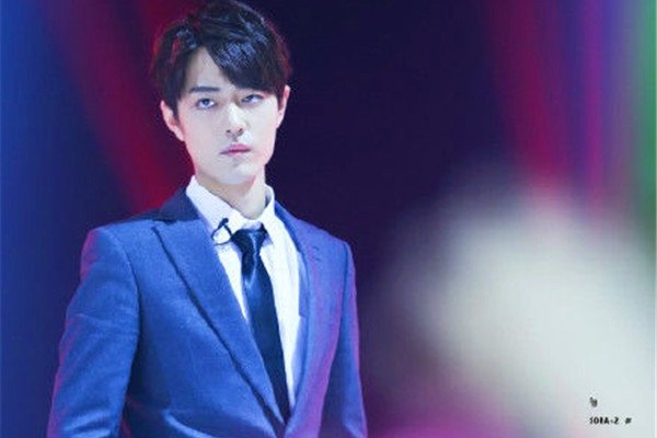 ФսǰŮ��֣������Ƭ ��Фս��ǰŮ��ѧϰ���Ӯ��Фս��ע����