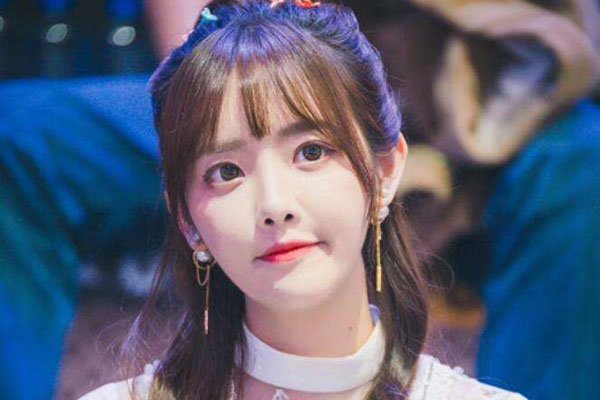 ���پ����˼�� �ṷ��һŮ�������������Ը��