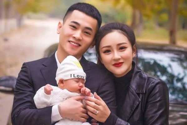 网红文静家庭背景 快手文静宫外孕多久要的孩子