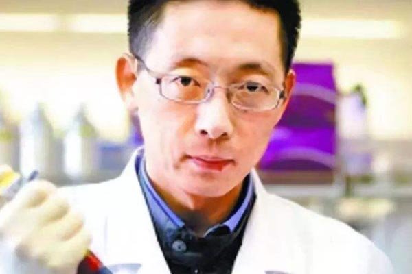 施一公的感情生活简介 出生在河南却说自己是云南人