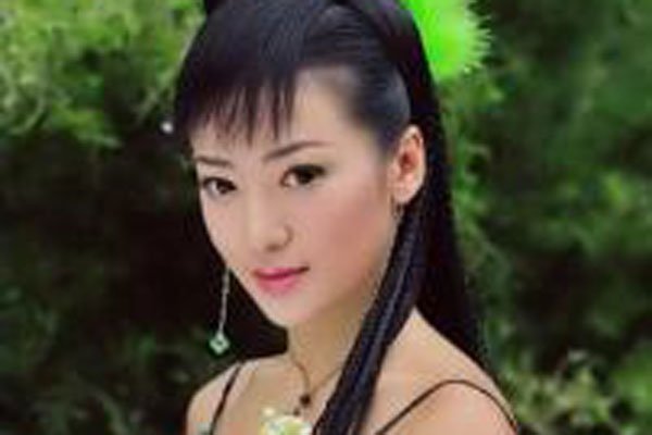 陈紫函老公戴向宇多大 他84年出生正是男人气质好的时候