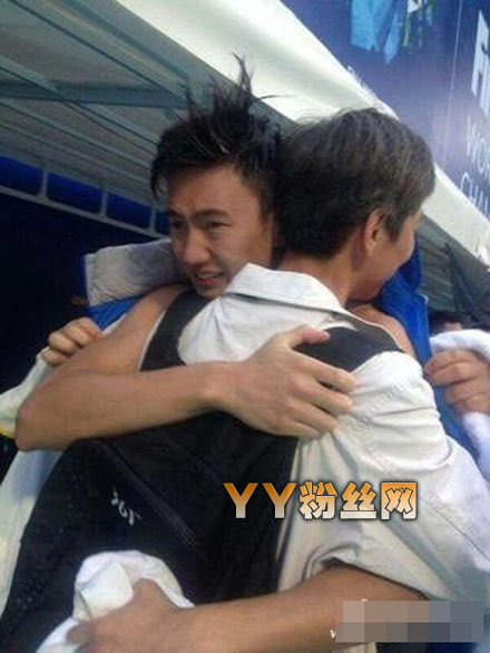 �����θ�������������Ƭ�ع� ��ͥ�����Ժ�ϵ�丸�������Ӹ߲�