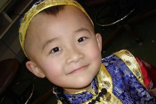 贾云哲个人资料身高 惹人喜爱的小机灵鬼一个