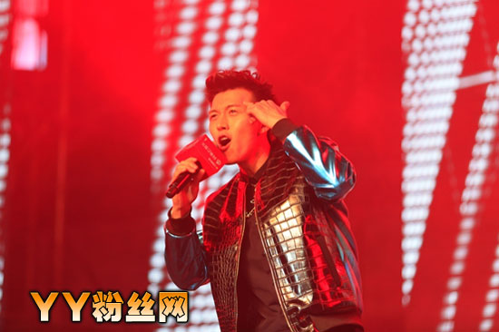 ���������볿��΢������������ ����˧���볿��Ů������˭