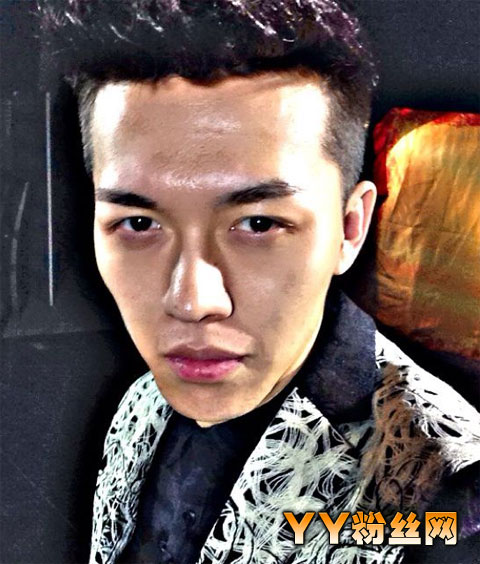 ���������볿��΢������������ ����˧���볿��Ů������˭