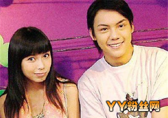 ���Ƴ�ΰ����baby¶�Ƕ����ع� �����䴲�Ϲ���һ��