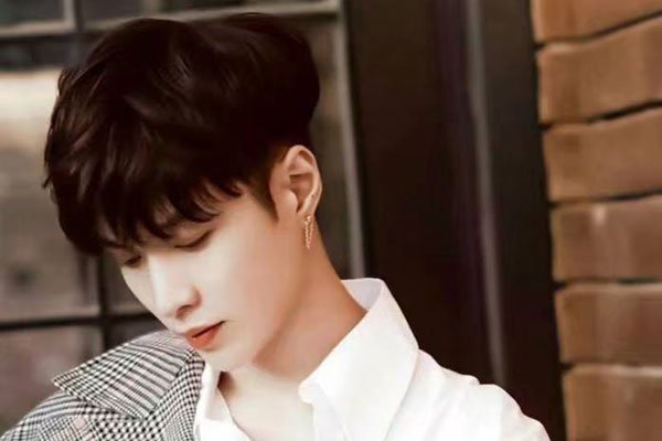 ������Ů������˭ ���ṫ����Ȧ��������