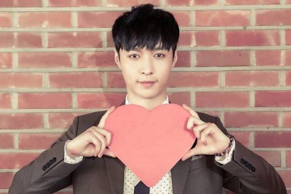 ������Ů������˭ ���ṫ����Ȧ��������