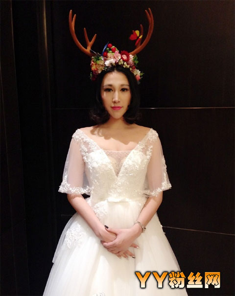 �ǳ����ų���Ȼ���Ӿװ��͹�Ժ����� �������߸�������΢����Χ