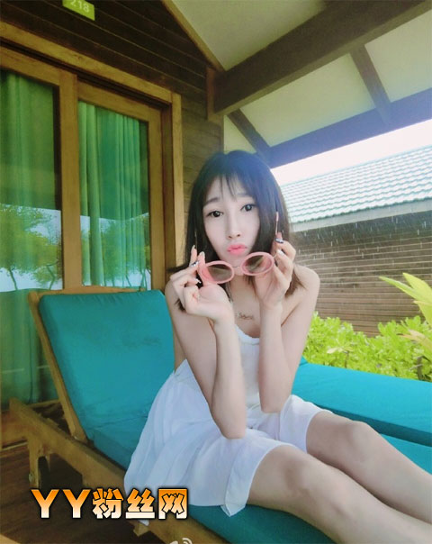 �ǳ����ų���Ȼ���Ӿװ��͹�Ժ����� �������߸�������΢����Χ