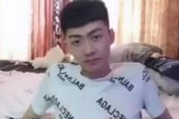 ���ִ���������������˭ �����������䳿������