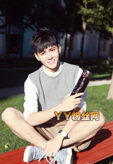 曾舜晞整容前后照片对比 曾舜晞个人资料身高家世高中照片遭扒皮