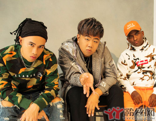 ������ս�ҵ���ճ�Ϯ�� ������ս�Գ�Ϯ�¼��Ļ�Ӧ���