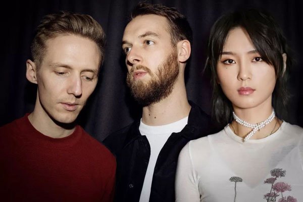 crying over youʲô��˼ ˭���ĸ����м����汾