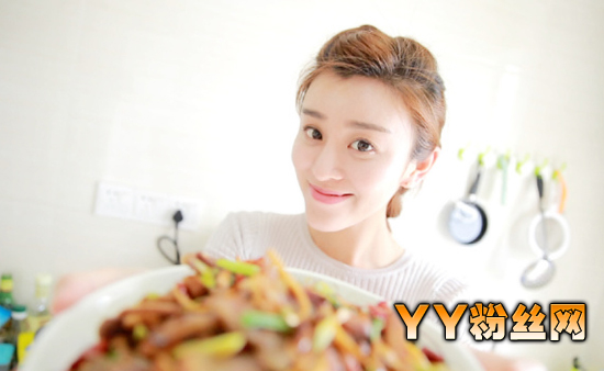 ����Ů��������Ȼ˽���������� Ϊ���������Ȼ����������Χ����