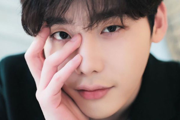 ����˶�촽����ô���� �о�����˶ÿ��Ϸ����һ��Ů����