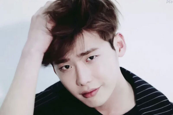 ����˶�촽����ô���� �о�����˶ÿ��Ϸ����һ��Ů����