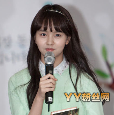 ����������ǰ����Ƭ�Ա��ո������� ͯ�ǽ�����ӫĻ�������ع�