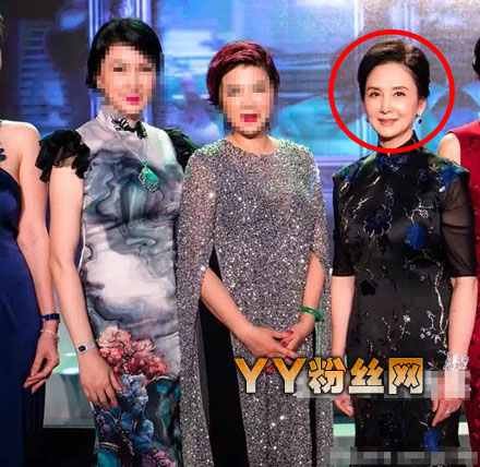 �������Ը�д�������϶� ������ǰ���������ͼƬ�����Ϲ���˭