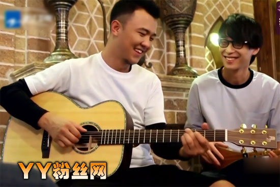 �й��¸�������Ů����Ƭ �����������΢����ͥ��������ֶ�����