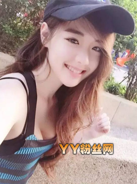 最强女团张凯玲是台湾校花 极品女神张凯玲魔鬼身材比基尼喷血照