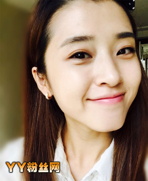 李若嘉泳装照片胸大个人资料 李若嘉性感照片老公是谁被谁搞过