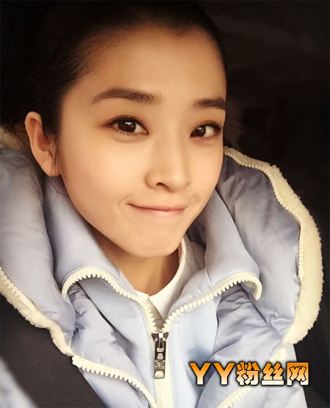 李若嘉泳装照片胸大个人资料 李若嘉性感照片老公是谁被谁搞过