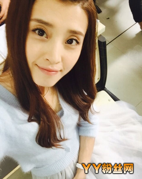 李若嘉泳装照片胸大个人资料 李若嘉性感照片老公是谁被谁搞过