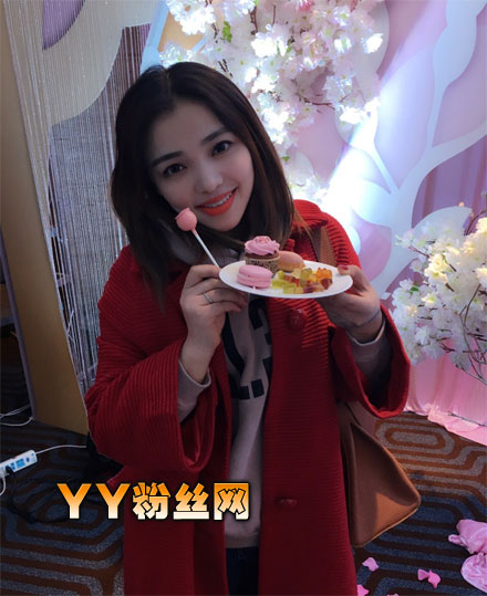 中国式相亲申珊离婚原因 申珊个人资料整容前后照片身高