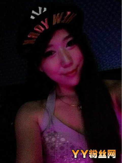 �ǳ����ų���΢������ 24����Ů�ܾ���������������������