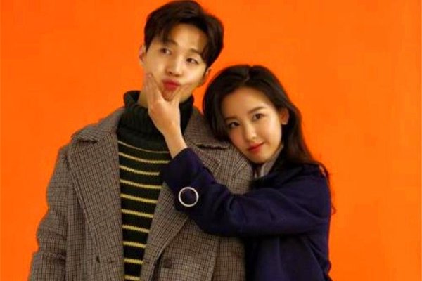 �¶��鹫��������� �¶����ڰ���Ļ������������ֲ���