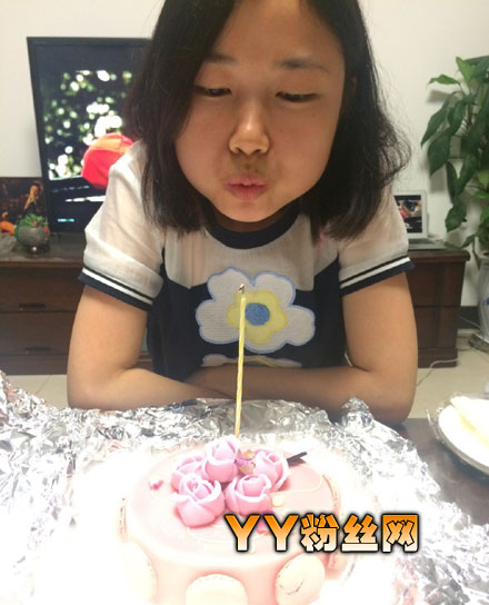 �Ĵ���ѧ������Ů������Ƭ �������������������Ͼ�������˵ȫ��