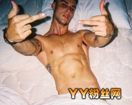 ��������Ѽ�ͥ�������� RobertOx�����������ins�ִ�߶���Ƭ